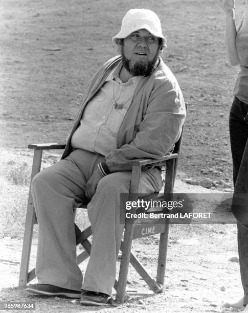 Le réalisateur Marco Ferreri sur le tournage du film 'pipicacadodo' en juin 1979, en Italie.