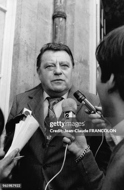Le leader de l'aile droite du Parti Chrétien Démocrate allemand Franz Josef Strauss, le 28 juillet 1976 à Paris, France.