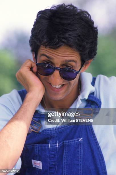 Portrait de l'acteur Richard Anconina lors du trophée Edel le 31 juillet 1988 à Deauville, France.