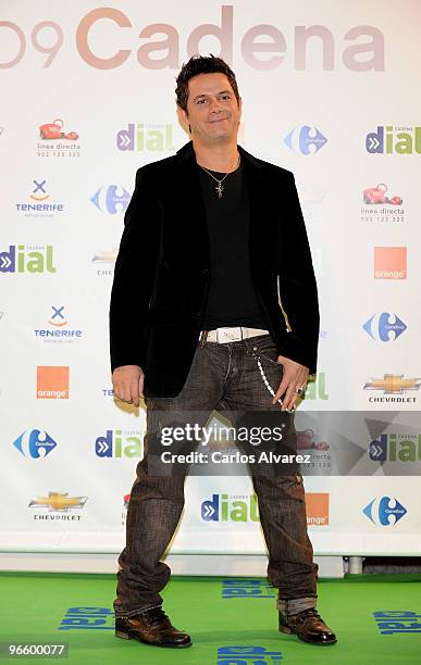 Spanish singer Alejandro Sanz attends the ''Cadena Dial'' 2010 awards at the Tenerife Auditorium on February 11, 2010 in Tenerife, Spain.