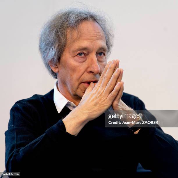Pascal Bruckner, romancier et essayiste français, lauréat des prix Renaudot en 1997 et Montaigne en 2006, lors du 31e salon du livre et de la presse...