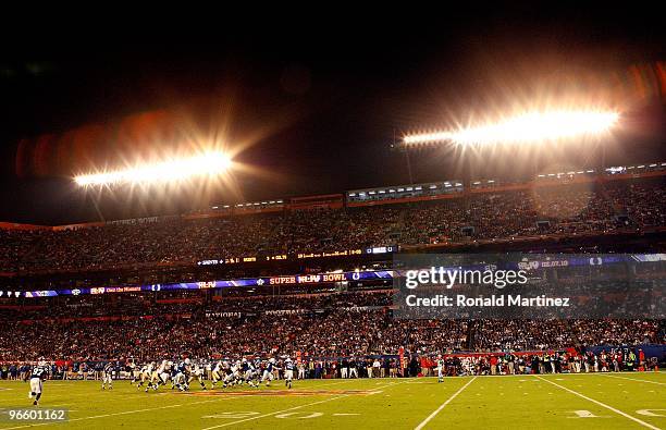 General view of the field as the Indianapolis Colts play against the New Orleans Saints in Super Bowl XLIV on February 7, 2010 at Sun Life Stadium in...