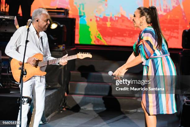 Jun 1: Gilberto Gil and Ivete Sangalo performs live on stage at Allianz Parque Hall on June 1, 2018 in Sao Paulo, Brazil.