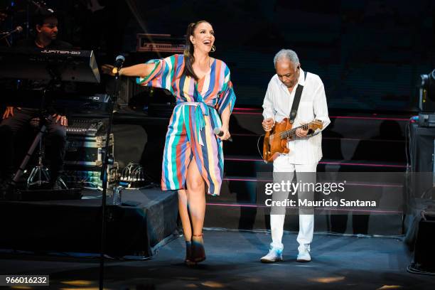 Jun 1: Ivete Sangalo and Gilberto Gil performs live on stage at Allianz Parque Hall on June 1, 2018 in Sao Paulo, Brazil.