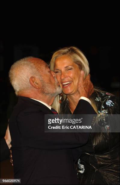 Italian productor Dino de Laurentiis who received the "Golden Lion" for lifetime achievement with his wife Martha.