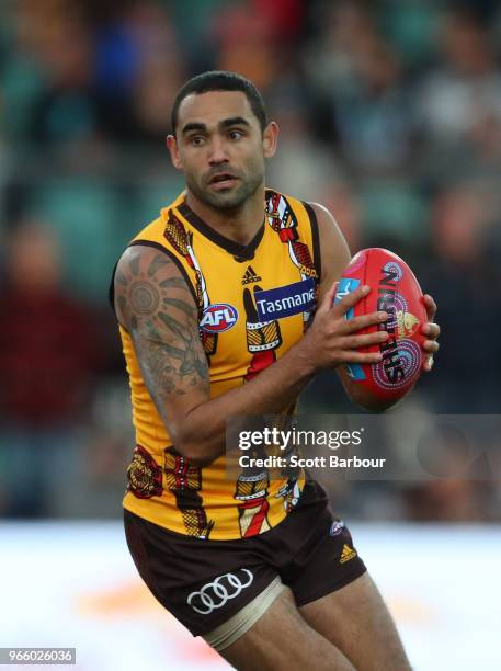 Shaun Burgoyne of the Hawks runs with the ball during the round 11 AFL match between the Hawthorn Hawks and the Port Adelaide Power at University of...