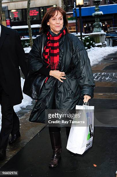 Actress Valerie Harper walks in Bryant Park on February 11, 2010 in New York City.