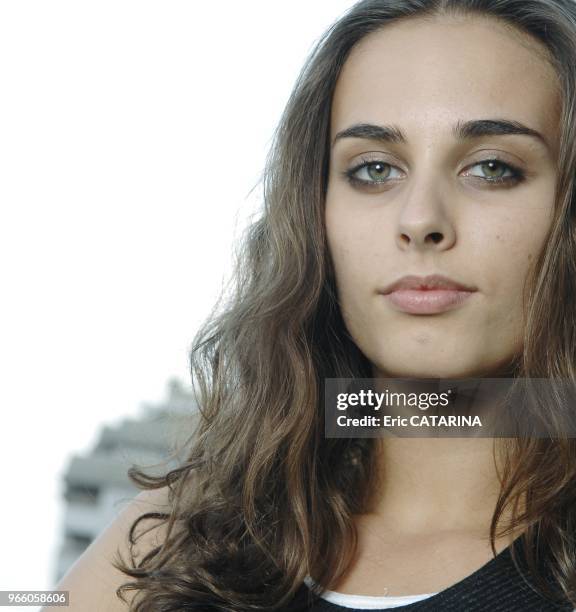 Sophie Auster is Paul Auster's daughter and plays as an actress in her father's movie 'The Inner Life Of Martin Frost'.