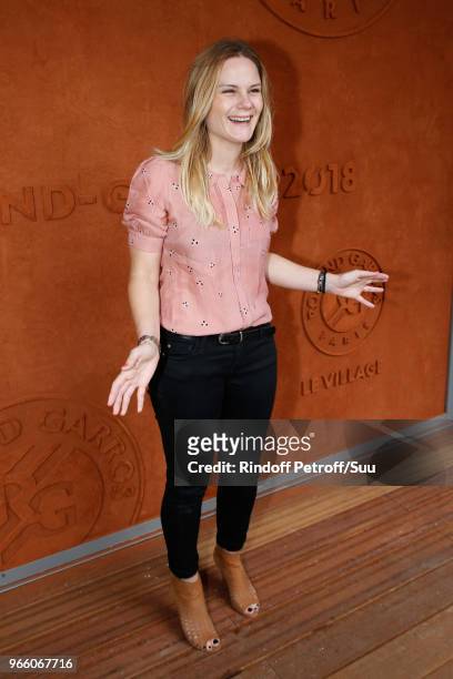 Actress Aurelie Nollet attends the 2018 French Open - Day Seven at Roland Garros on June 2, 2018 in Paris, France.