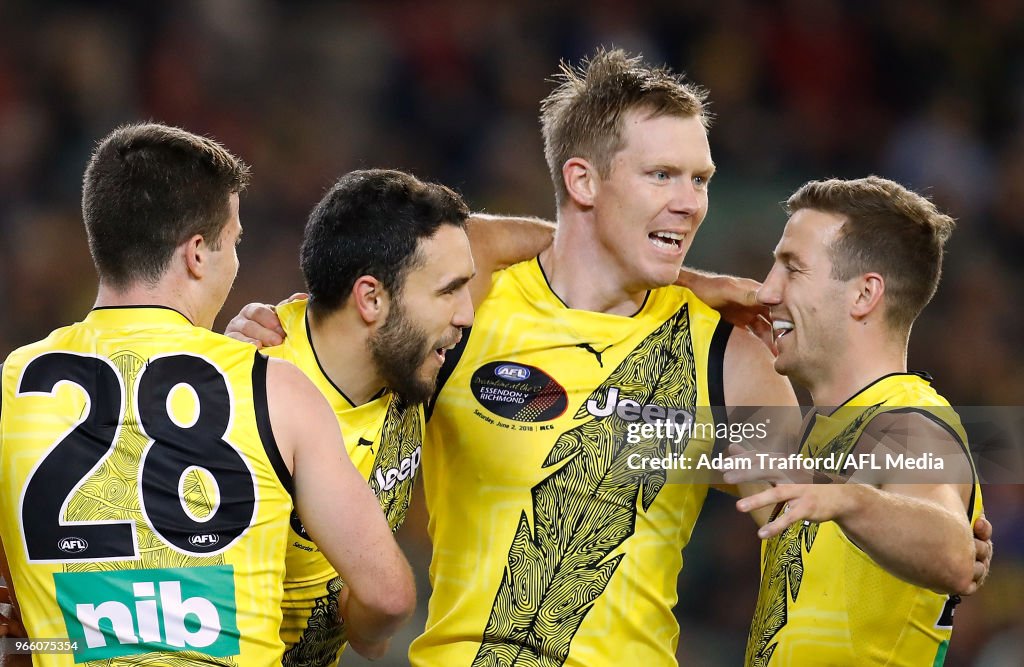 AFL Rd 11 - Essendon v Richmond