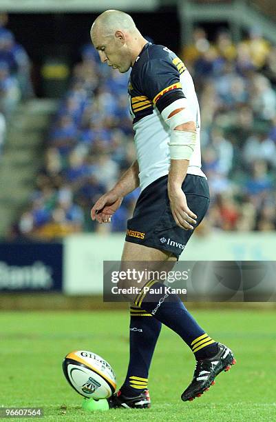 Stirling Mortlock of the Brumbies lines up his conversion kick during the round one Super 14 match between the Western Force and the Brumbies at ME...