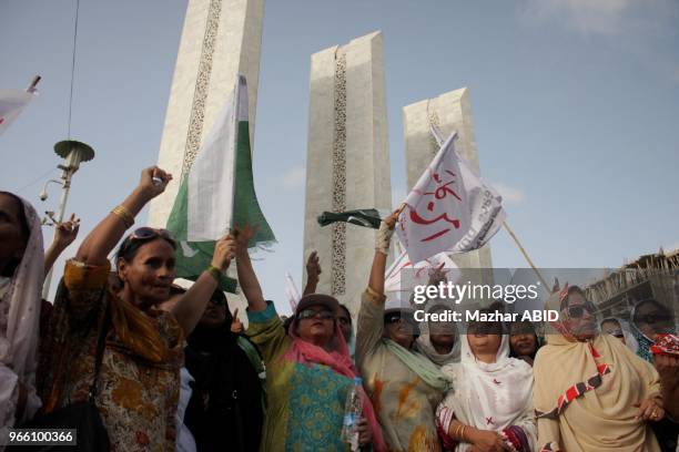 Pakistani Awami National Party Photos and Premium High Res Pictures ...