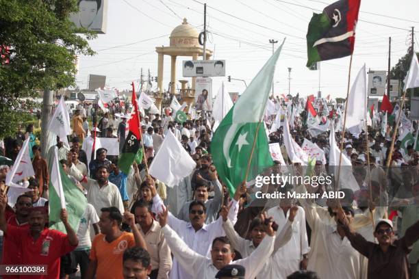 Pakistani Awami National Party Photos and Premium High Res Pictures ...