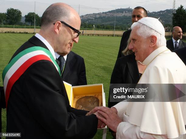 Pope Benedict XVI is greeted by the Mayor of Assisi Claudio Ricci as he arrives in Assisi- Pastoral visit of pope Benedict XVI in Assisi, the city of...