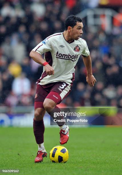 Kieran Richardson of Sunderland in action during the Barclays Premier League match between Stoke City and Sunderland at the Britannia Stadium on...