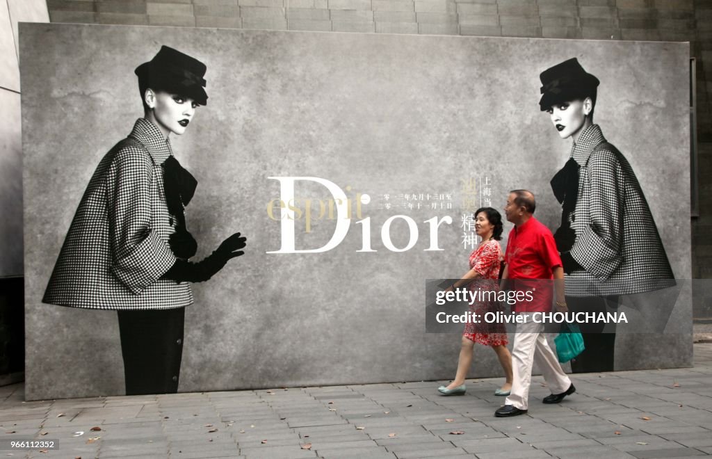 Exposition 'L'Esprit Dior' A Shanghai
