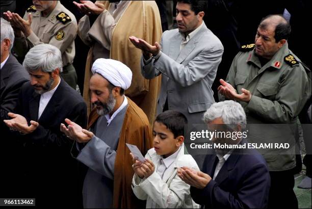 Iran- Tehran oct.24 ,2006 Thousands of worshipers attend Eid al-Fitr prayers, marking the end of the fasting month of Ramadan, at Khomeini Grand...