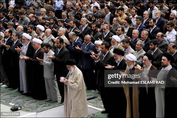 Iran- Tehran oct.24 ,2006 Thousands of worshipers attend Eid al-Fitr prayers, marking the end of the fasting month of Ramadan, at Khomeini Grand...