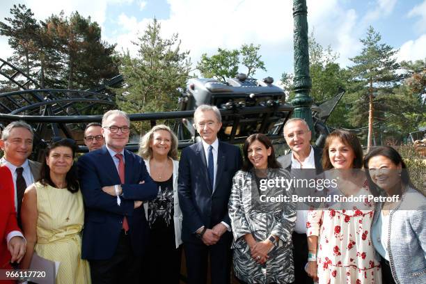 Owner of LVMH Luxury Group Bernard Arnault, Mayor of Paris Anne Hidalgo, Mayor of 16th District of Paris, Daniele Giazzi, President of the "Jardin...
