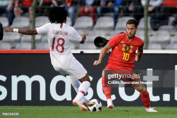 Gelson Martins van Portugal, Eden Hazard of Belgium during the International Friendly match between Belgium v Portugal at the Koning Boudewijnstadion...