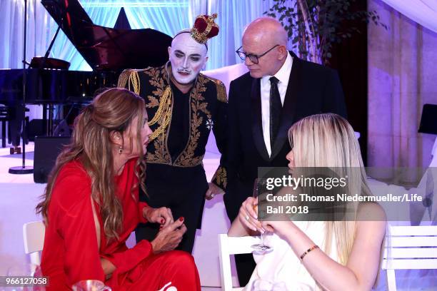 Caitlyn Jenner, Principe Maurice, Bill Roedy and Sophia Hutchins attend the LIFE+ Solidarity Gala prior to the Life Ball at City Hall on June 2, 2018...