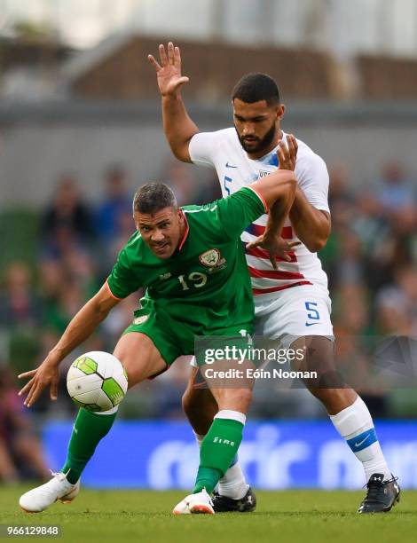 Dublin , Ireland - 2 June 2018; Jonathan Walters of Republic of Ireland in action against Cameron Carter-Vickers of United States during the...