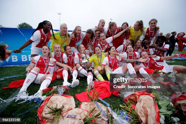 Lize Kop of Ajax Women, Liza van der Most of Ajax Women, Stefanie van der Gragt of Ajax Women, Merel van Dongen of Ajax Women, Davina Philtjens of...