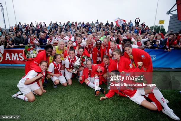 Lize Kop of Ajax Women, Liza van der Most of Ajax Women, Stefanie van der Gragt of Ajax Women, Merel van Dongen of Ajax Women, Davina Philtjens of...