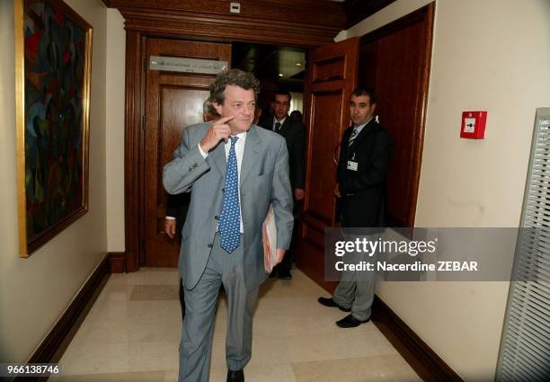 Le ministre francais de l'Ecologie, de l'Energie, du Developpement durable et de l'Amenagement du territoire, M. Jean Louis Borloo a Alger.