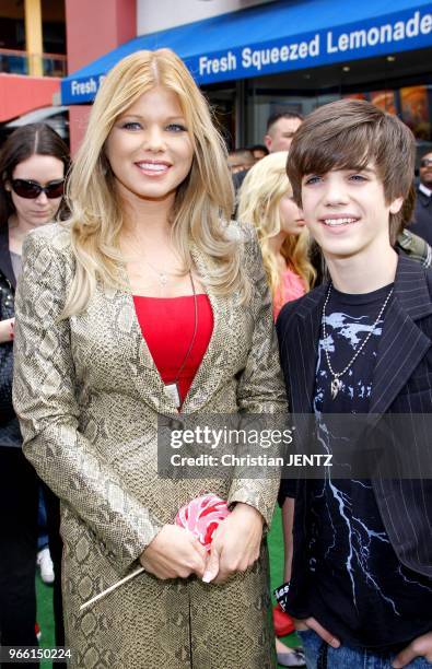 Donna D'Errico at the Los Angeles Premiere of "Hop" held at the Universal Studios Hollywood on March 27, 2011 in Hollywood, Los Angeles, Usa.