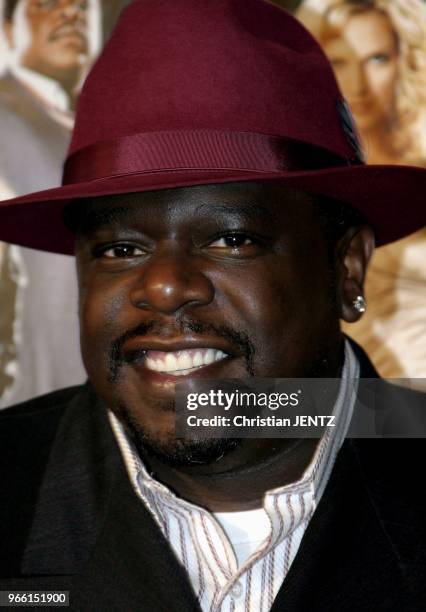 Hollywood - Cedric The Entertainer attends the Los Angeles Premiere of "Be Cool" held at the Grauman's Cinese Theater in Hollywood, California,...