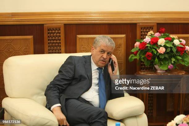 Le premier ministre algerien Abdelmalek Sellal dans un hotel le 30 mars 2014 à Sidi Ferruch près d'Alger, Algérie.