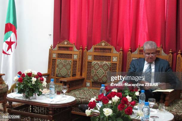 Le premier ministre algerien Abdelmalek Sellal dans un hotel le 30 mars 2014 à Sidi Ferruch près d'Alger, Algérie.