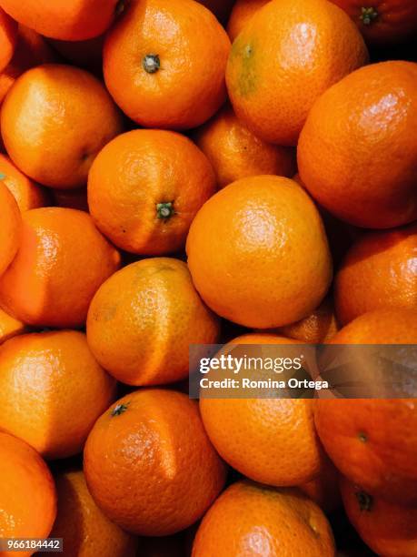 oranges - frutas stock pictures, royalty-free photos & images