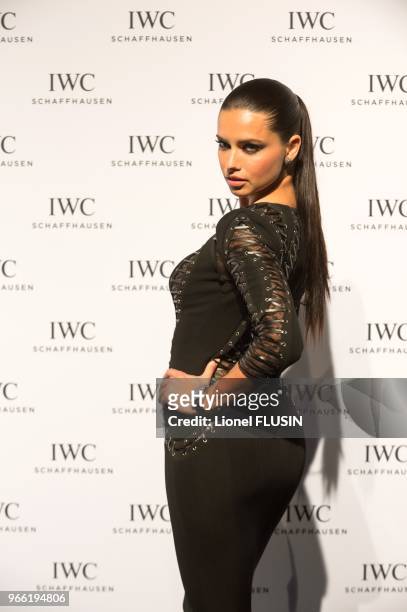 Adriana Lima lors du SIHH pour la marque IWC le 20 janvier 2015 à Genève, Suisse.