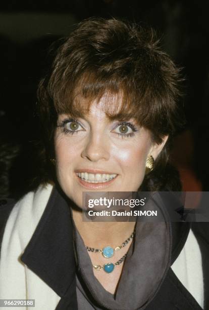 Linda Gray au defile Saint Laurent pret-a-porter Automne Hiver 84 85 le 28 mard 1984 a Paris, France.