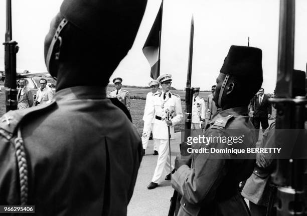 Le roi Baudouin de Belgique arrivant à Léopoldville pour assister à la transmission des pouvoirs lors de l'indépendance du Congo Belge, le 30 juin...