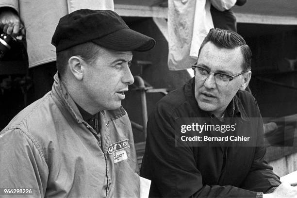 Leo Mehl, 24 Hours of Le Mans, Le Mans, 20 June 1965. GoodYear race director Leo Mehl with a member of the Ford team.
