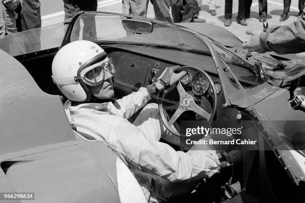 Jean Guichet, Ferrari 275P, 24 Hours of Le Mans, Le Mans, 22 June 1964. Jean Guichet at the wheel of his Ferrari 275, winner of the 1964 24 Hours of...