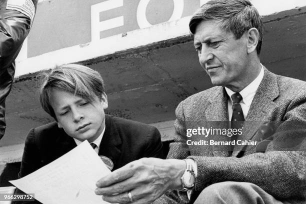 Edsel Ford, Leo Beebe, 24 Hours of Le Mans, Le Mans, 19 June 1966. Ford's public-relations man in Le Mans, Leo Beebe, with a young Edsel Ford.