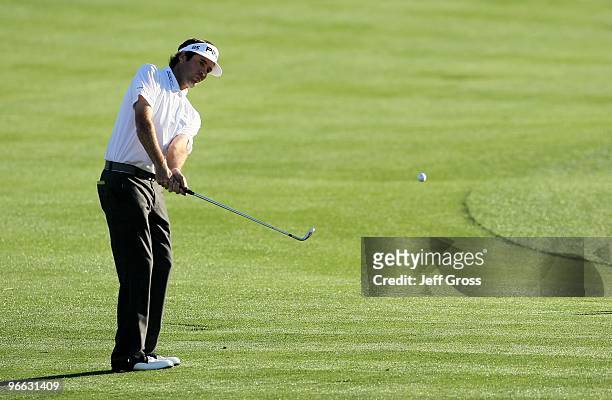 Bubba Watson hits a shot during the fourth round of the Bob Hope Classic at the Nicklaus Private course at PGA West on January 24, 2010 in La Quinta,...