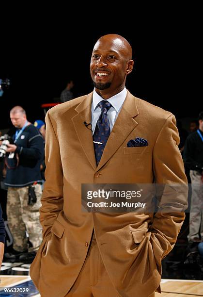 Legend Alonzo Mourning reacts to a play during the 2010 NBA All-Star Celebrity Game presented by FINAL FANTASY XIII on center court during NBA Jam...