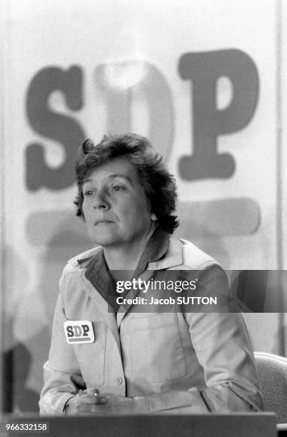 Shirley Williams, nouvelle députée membre du S.P.D., le Parti Social Démocrate qui vient d'être créé en mars 1981 à Londres, Grande Bretagne.