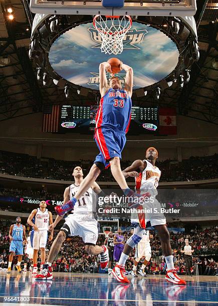 Jonas Jerebko of the Sophomore Team goes up for the dunk against the Rookie Team during the T-Mobile Rookie Challenge and Youth Jam as part of NBA...