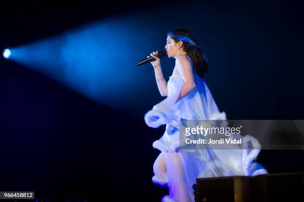 Lorde performs on stage during Primavera Sound Festival day 4 at Parc del Forum on June 2, 2018 in Barcelona, Spain.