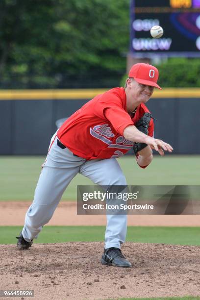 Ohio State pitcher Ryan Feltner throws a pitch during the NCAA Baseball Greenville Regional between the Ohio State Buckeyes and the UNC Wilmington...