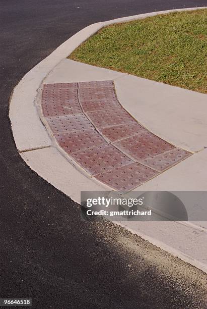 sidewalk construction - curb stock pictures, royalty-free photos & images