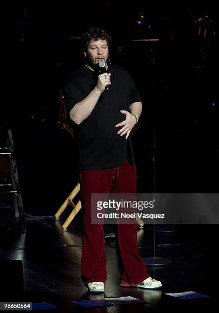 Jeffrey Ross performs at the "It's Always Sunny In Philadelphia" And "Family Guy" live show on February 12, 2010 in Universal City, California.