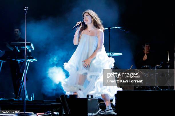 Lorde performs in concert during day 4 of the Primavera Sound Festival on June 2, 2018 in Barcelona, Spain.