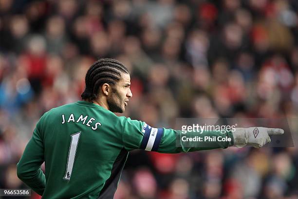David James of Portsmouth points during the FA Cup sponsored by E.ON fifth round match between Southampton and Portsmouth at St Mary's Stadium on...